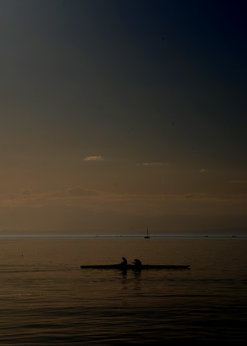 Canoeists taking their repose