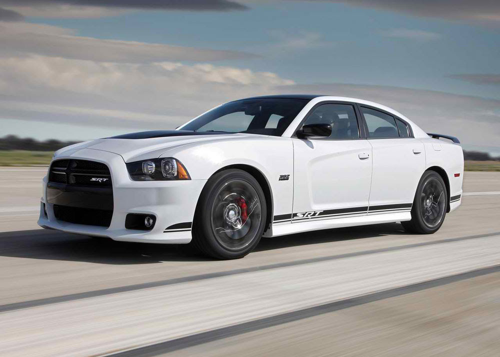 2013 Dodge Charger SRT8 392 Review, Specs, MPG & 0-60 Time