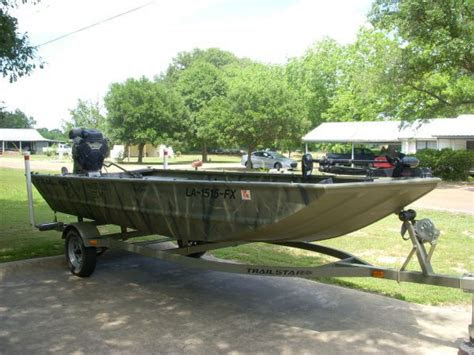 tracker grizzly  jon boats  hp motor  sale