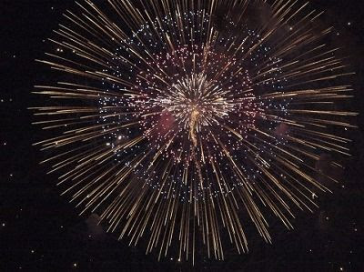昼は山下公園 夜は花火デート ホテルモントレ横浜 屋上花火観覧席付プラン 神奈川県 横浜神奈川新聞花火大会12が見える部屋 ホテル