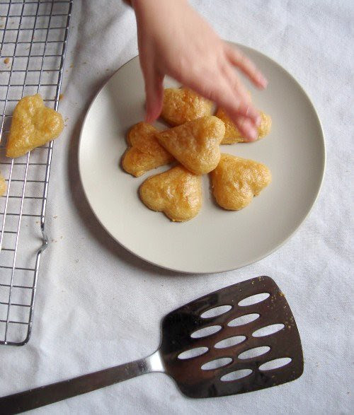 heart crackers