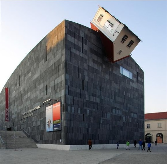 erwin wurm form