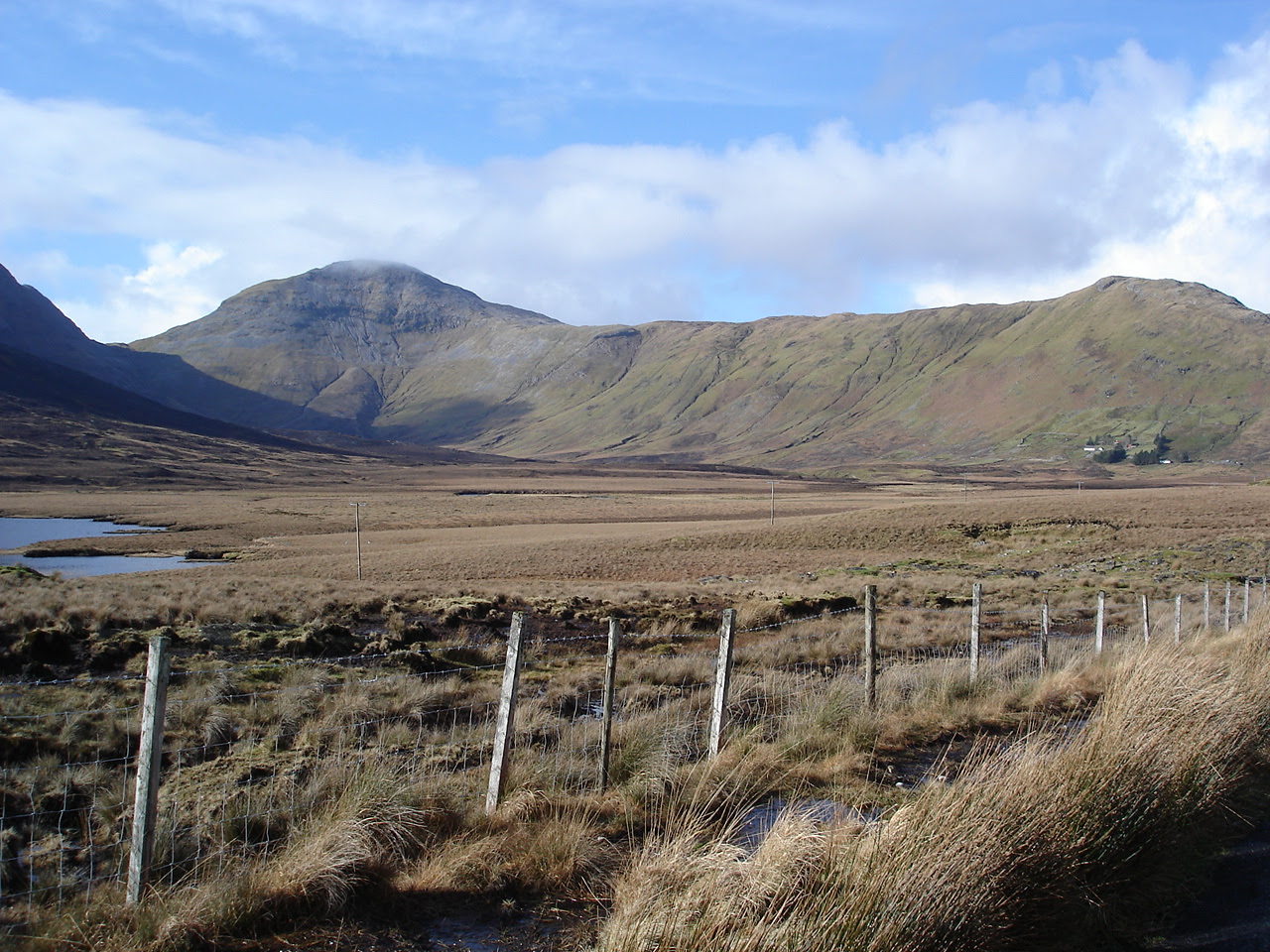Photo taken by Joebater, see http://en.wikipedia.org/wiki/File:Benbaun.JPG