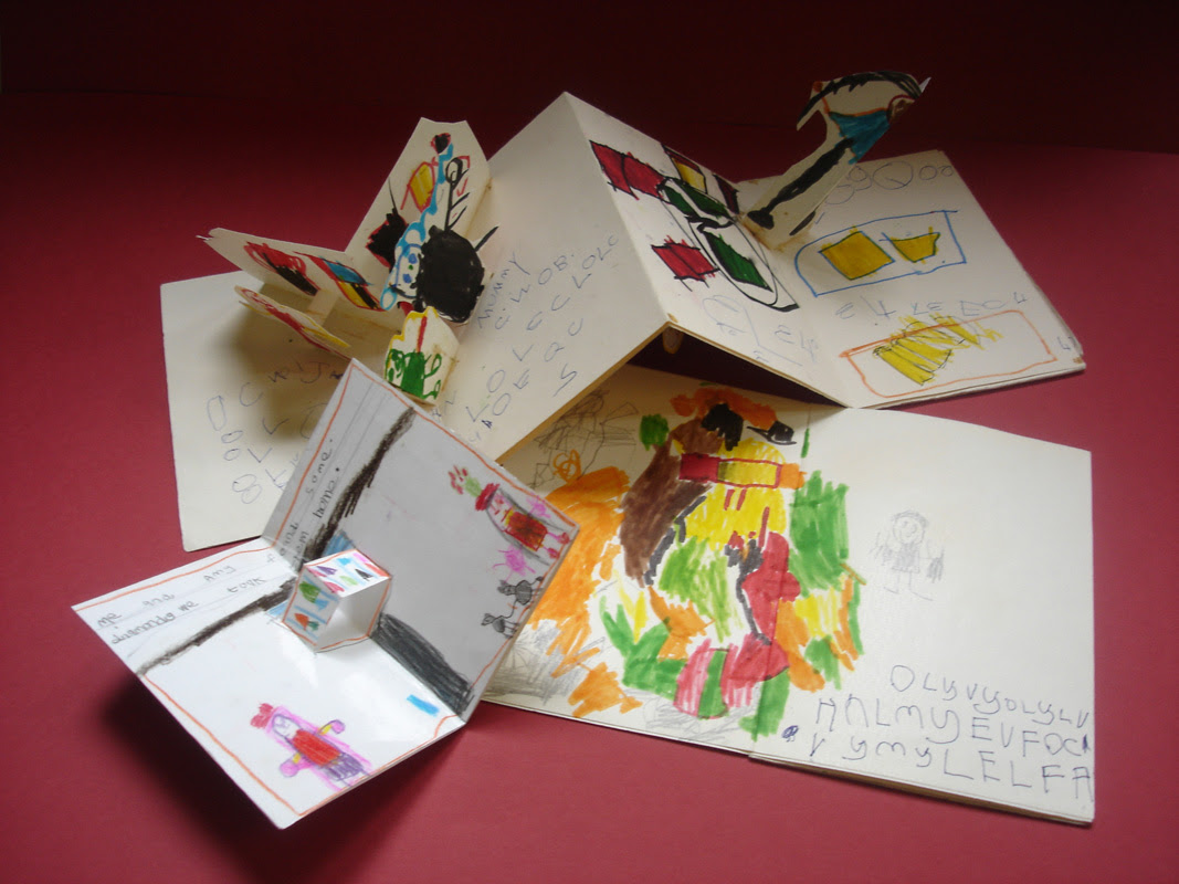 Literacy Through Making Books in the Early Years