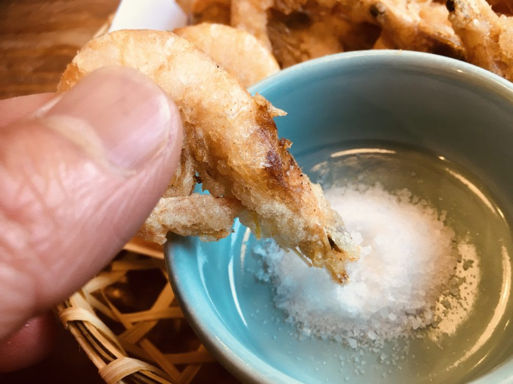 芝エビの唐揚げが旨い 業務用冷凍パックが下処理済みで便利