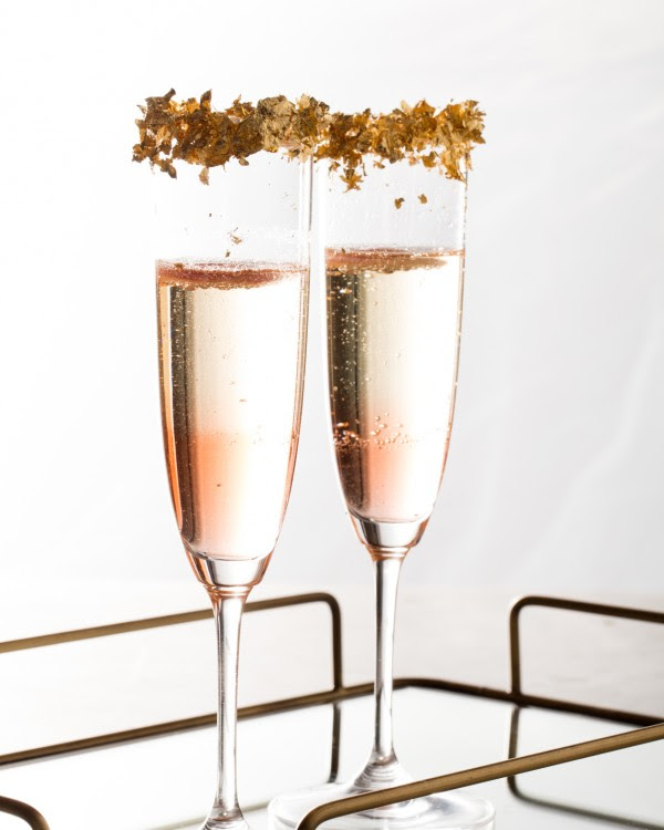 Festive Holiday Champagne Cocktail: ABSOLUT Gold : Cocktails : DrinkWire