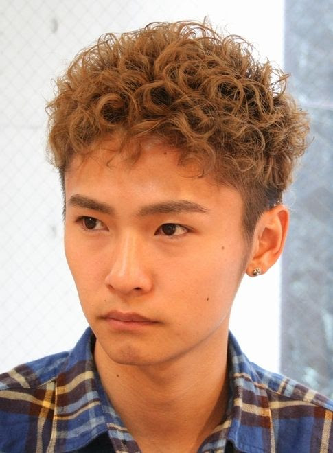 メンズ パーマ ショート 強め Derin Magsi