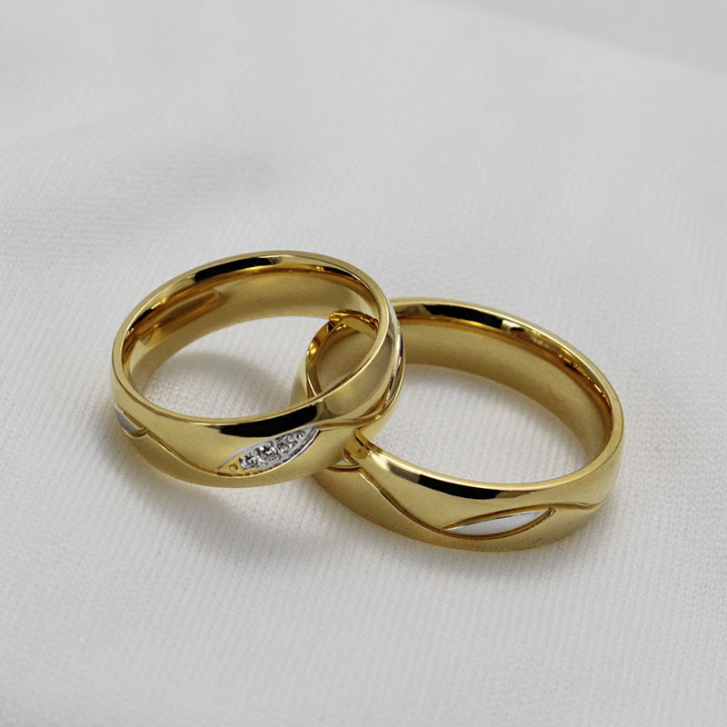 Hot Sale In Brazil 18K Gold Plated Couple Ring Engagement Wedding Band Ring For Lovers Man