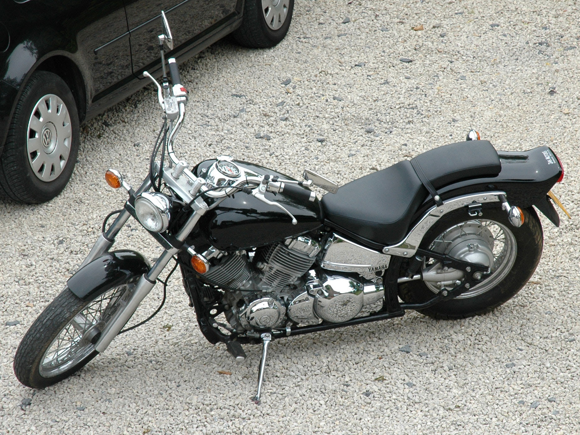 http://upload.wikimedia.org/wikipedia/commons/8/83/YamahaDragstar.jpg