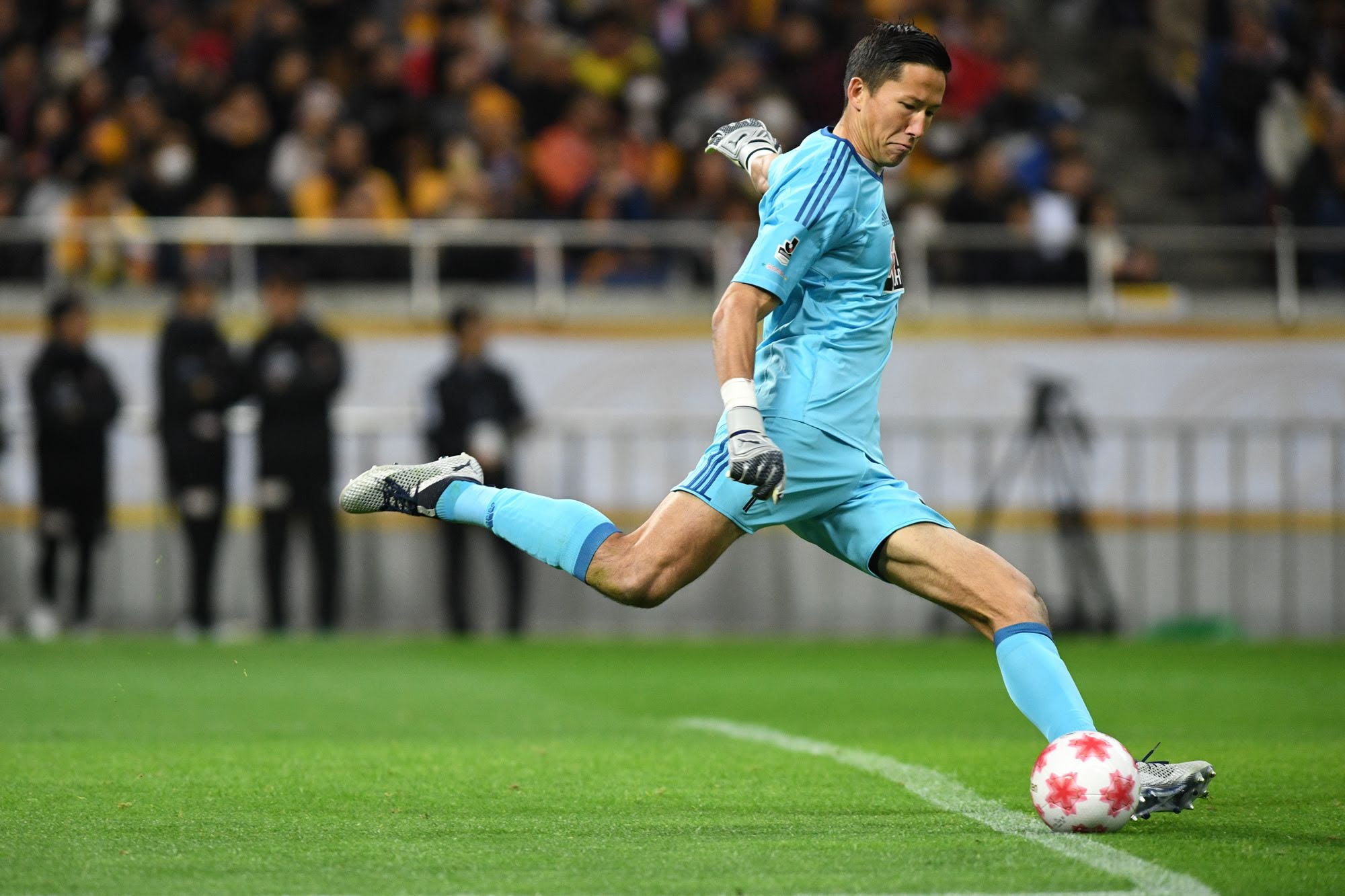 G大阪 仙台 今野は反則だった Gkシュミットとの競り合いでjfa審判部が解説 サカノワ