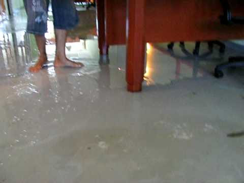 VIDEO : tabung haji wiredspot office flooded 4 - damage to the tables and cabinets. ...