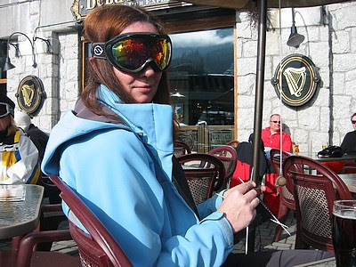 knitting at the gate
