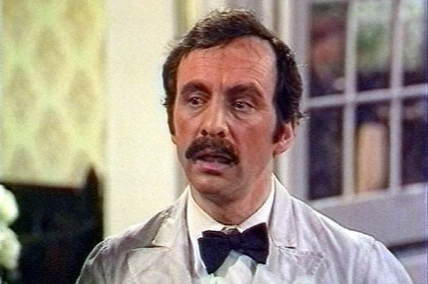 img ANDREW SACHS, Actor