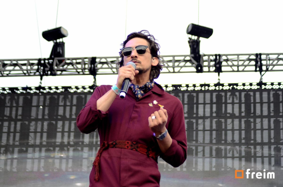vive-latino-2016-sabado-leon-larregui-13