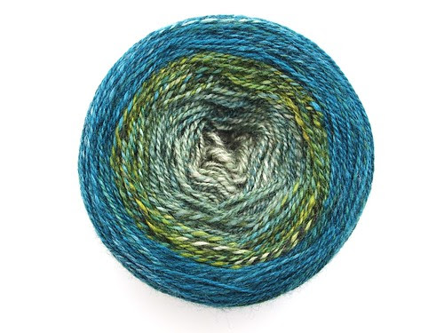 Corgi Hill Farm-Gin Fizz-BFL-Tussah-4oz-2ply-460yds