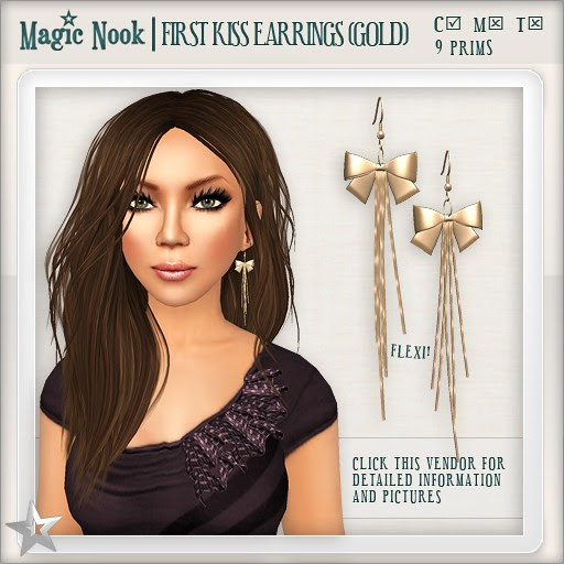 [MAGIC NOOK] First Kiss Earrings (Gold)