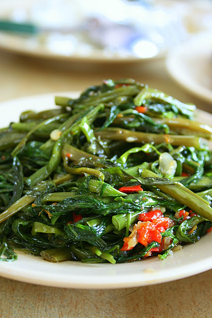 Fried kangkong belachan