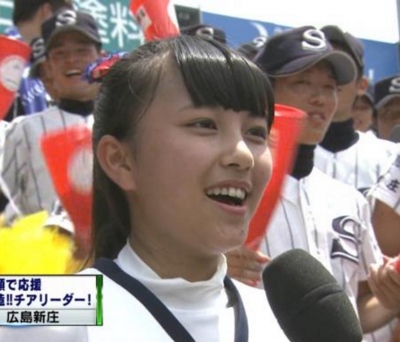 赤面 高校球児の応援の姿がネットで話題に チア女子との肩の組み方がヤバい よむよむ