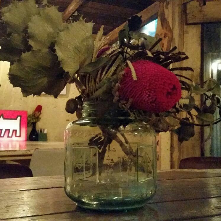 Mizuki Exhibitionの間に天王町の花屋さん The Buld Book も1ヵ月間お世話になります 横浜グラスルーツ Yokohama Grassroots