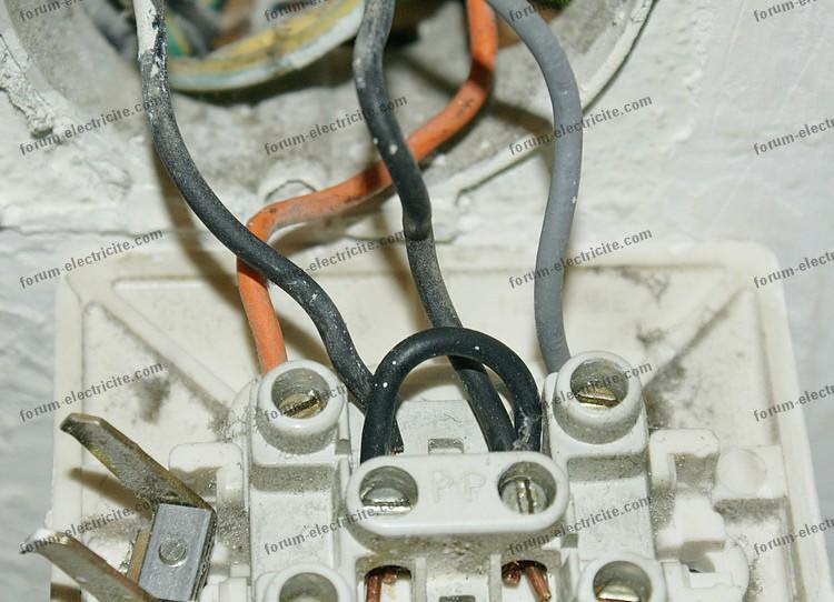 Conseil électricité - Problème raccordement interrupteur - double va et