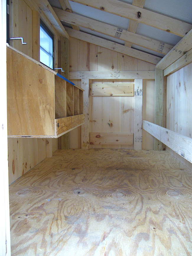 Mina: Interior chicken coop plans