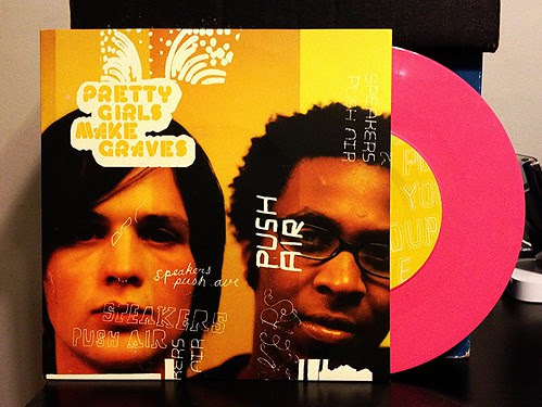 Pretty Girls Make Graves - Speakers Push The Air 7" by Tim PopKid