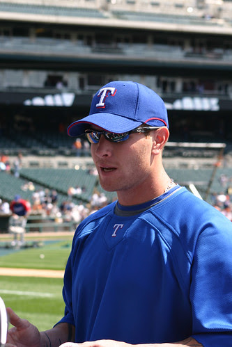 Josh Hamilton talks to fans at 