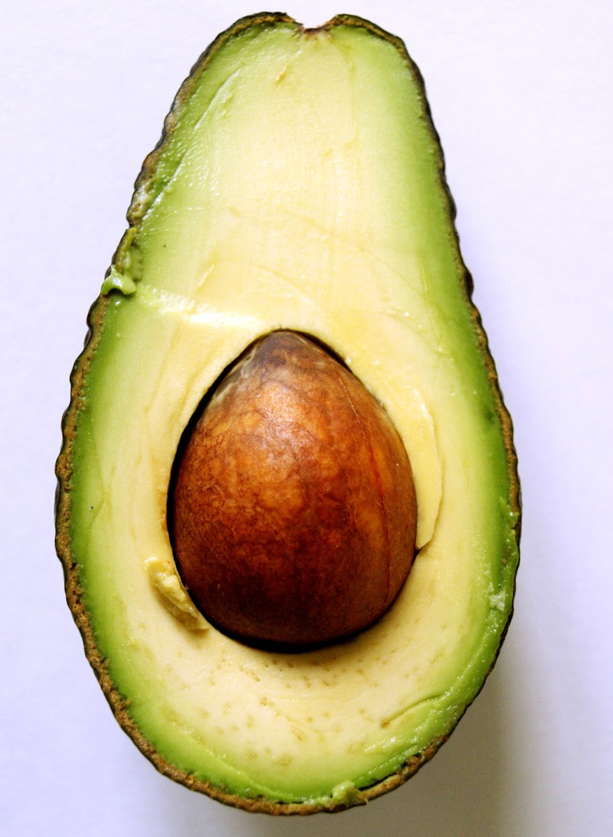 نتيجة بحث الصور عن ‪3 Natural hair masks for dyed hair‬‏