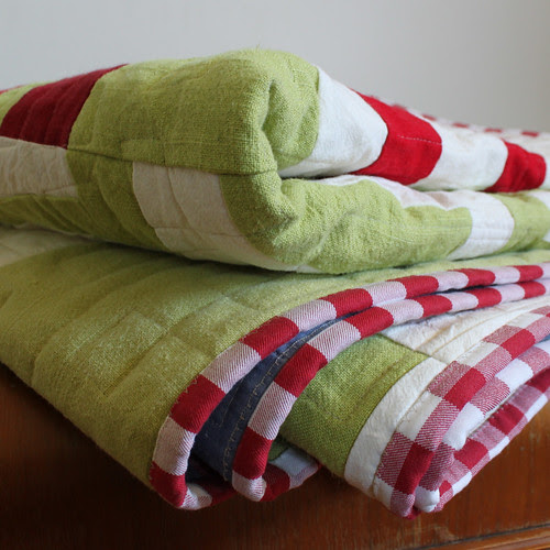 Green and Red Split Log Cabin Quilt