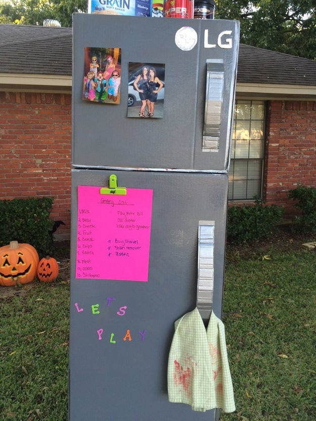 On the outside, she glued family photos, magnets, and a shopping list.