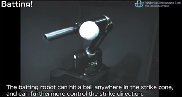 اليابان تطور روبوتات "تلعب البيسبول"