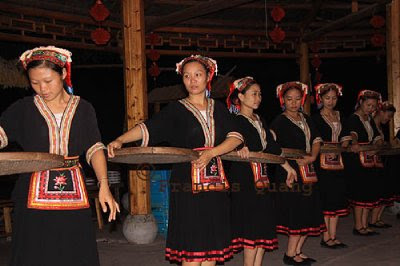 Yao women performing their traditional dance, Yangshuo, Guangxi, China