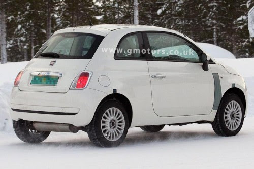 Nuova Fiat Panda 4X4 foto spia Fiat Panda 4x4 Diesel. Nuova Fiat Panda 4X4 foto spia