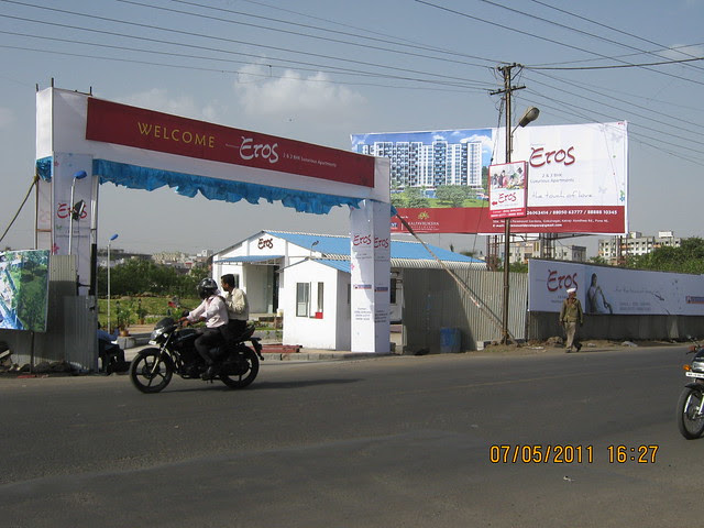 Welcome to Paramount Eros, 2 BHK & 3 BHK Flats at Gokulnagar Chowk, on Katraj Kondhwa Road, Pune