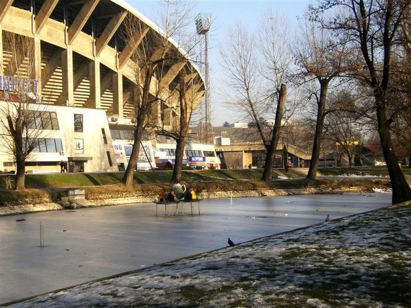 http://i288.photobucket.com/albums/ll164/volanskopje/Guski10Large.jpg?t=1232567285