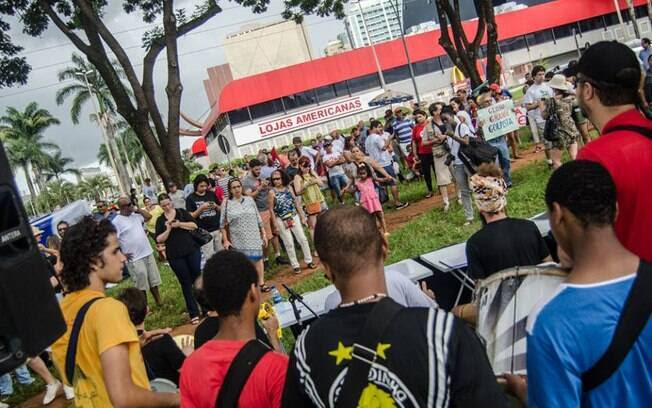 Repúdio aos 50 anos da TV Globo reuniu manifestantes na sedes da emissora em 4 capitais. Foto: Reprodução/Facebook