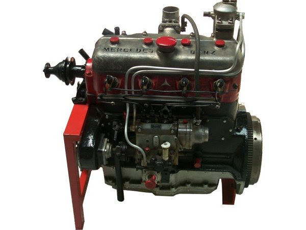 diesel motor photograph