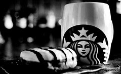 donut with starbucks