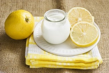 Lemon dan Yogurt