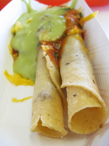Lunch at Arturo's Puffy Taco