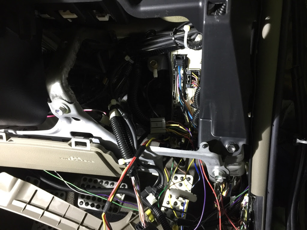 トヨタ マークx アンサーバック Lock音ver2 5 取付ました 岐阜 愛知 長野 福井 石川 名古屋 一宮 松本 岡崎 鈴鹿 石丸電機