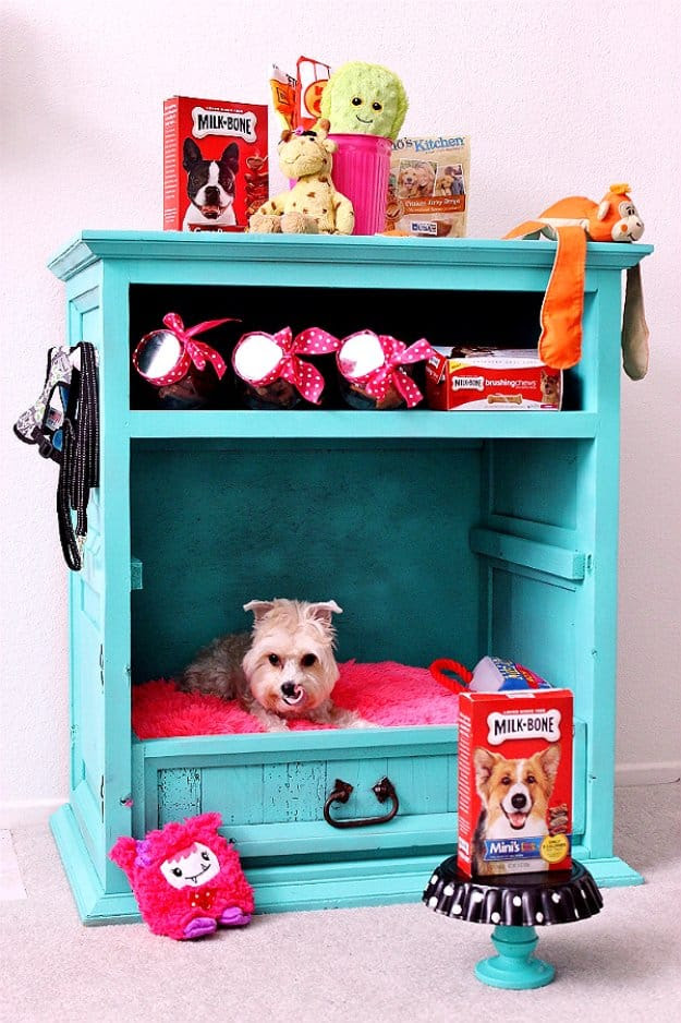 31 Creative DIY Dog Beds You Can Make For Your Pup