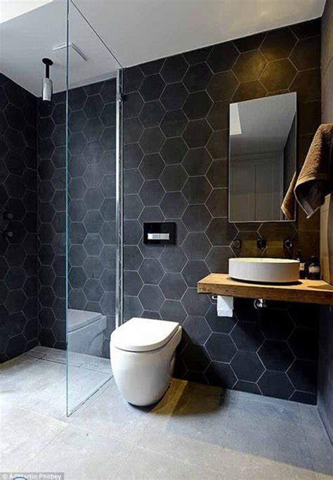 From chic slate to sassy stripes, here are some of our favorite kitchen tiles from some of our favorite kitchens. 40 gray hexagon bathroom tile ideas and pictures 2020