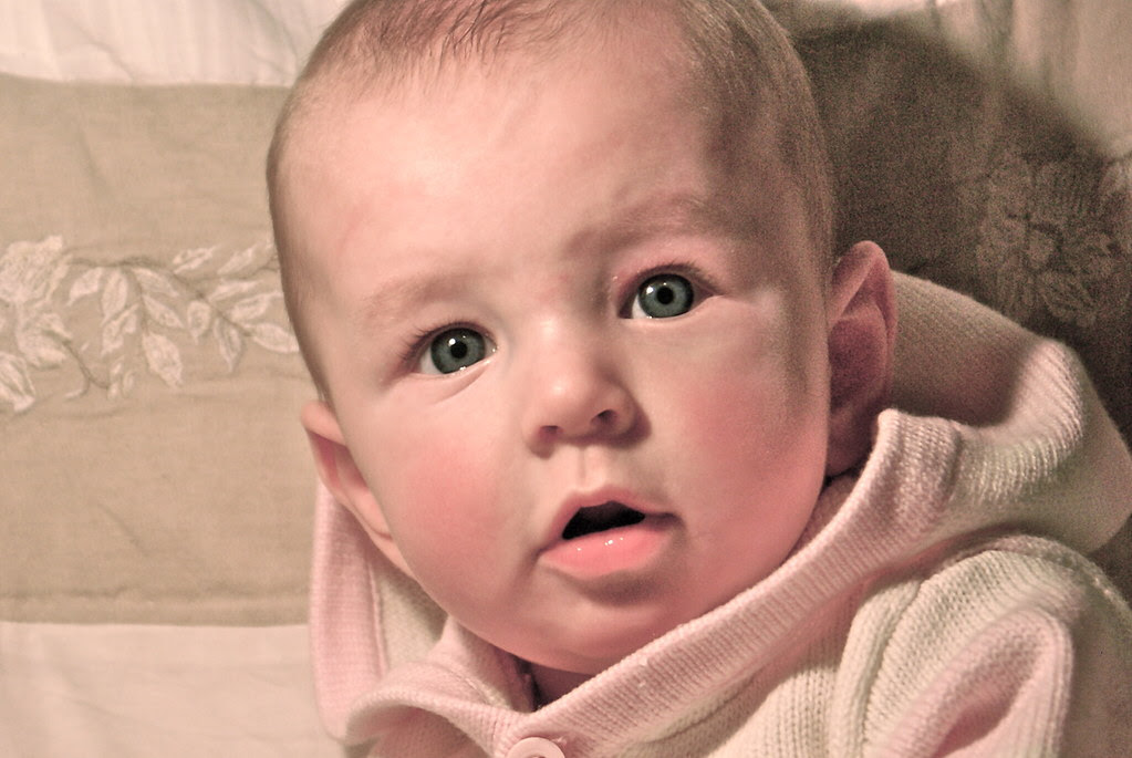 BULK GERBER BABY FOOD - BABY FOOD - 7 MONTH OLD BABY WALKING