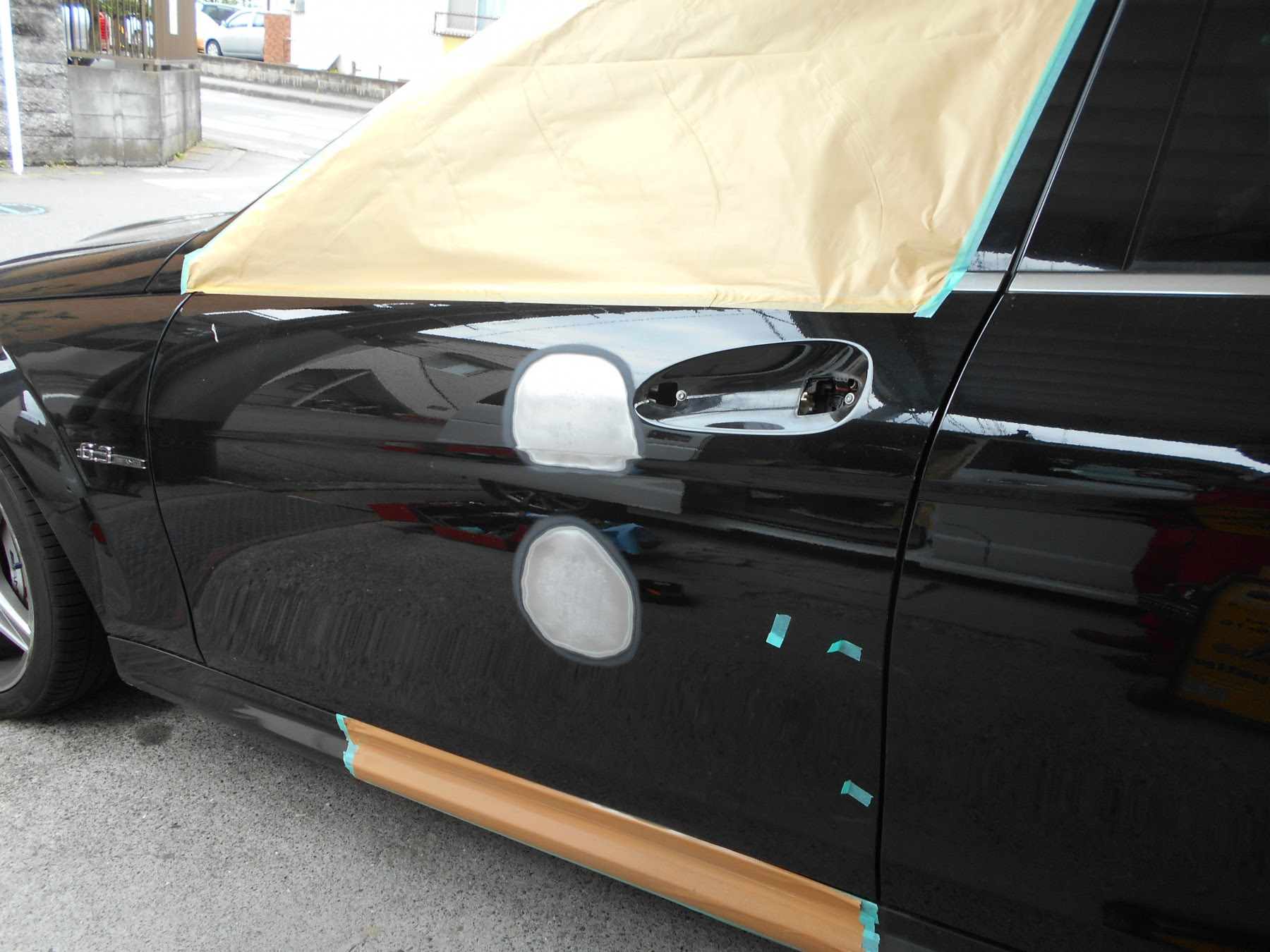 車のドア凹み修理 見れば納得 修理方法と板金塗装