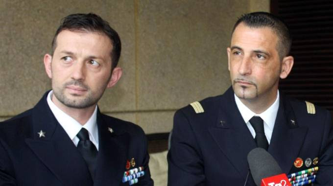 I due marò Massimiliano Latorre e Salvatore Girone (Ansa)