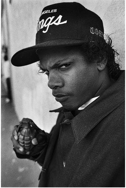 Eazy-e-eazy-muthaphukkin-e-eazy-muthaphukkin-e-28961346-405-602.jpg