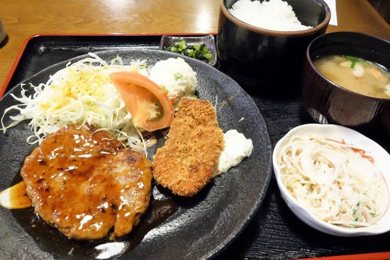 リーズナブルなおかず2種としっかり量が嬉しい日替ランチを楽しめる 定食も充実した昔ながらの喫茶店的なお店 シグナル 姫路市広畑区 姫路 グルメ 飲み喰いブログ男ビール塾