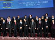 APA3542958-2 - 04022011 - BRÜSSEL - BELGIEN: ZU APA-TEXT AI - Familienfoto der EU-Staats- und Regierungschefs am Freitag, den 4. Februar 2011, im Rahmen des Europäischen Rates in Brüssel. APA-FOTO: HOPI MEDIA,/Bernhard J. Holzner - 20110204_PD0683 