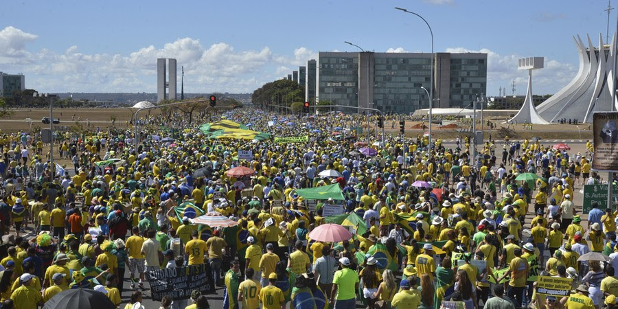 Manifestações de 16 de agosto em Brasília (Foto: Valter Campanato / Agência Brasil)